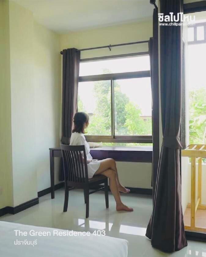The Green Residence 304 Si Maha Phot Bagian luar foto