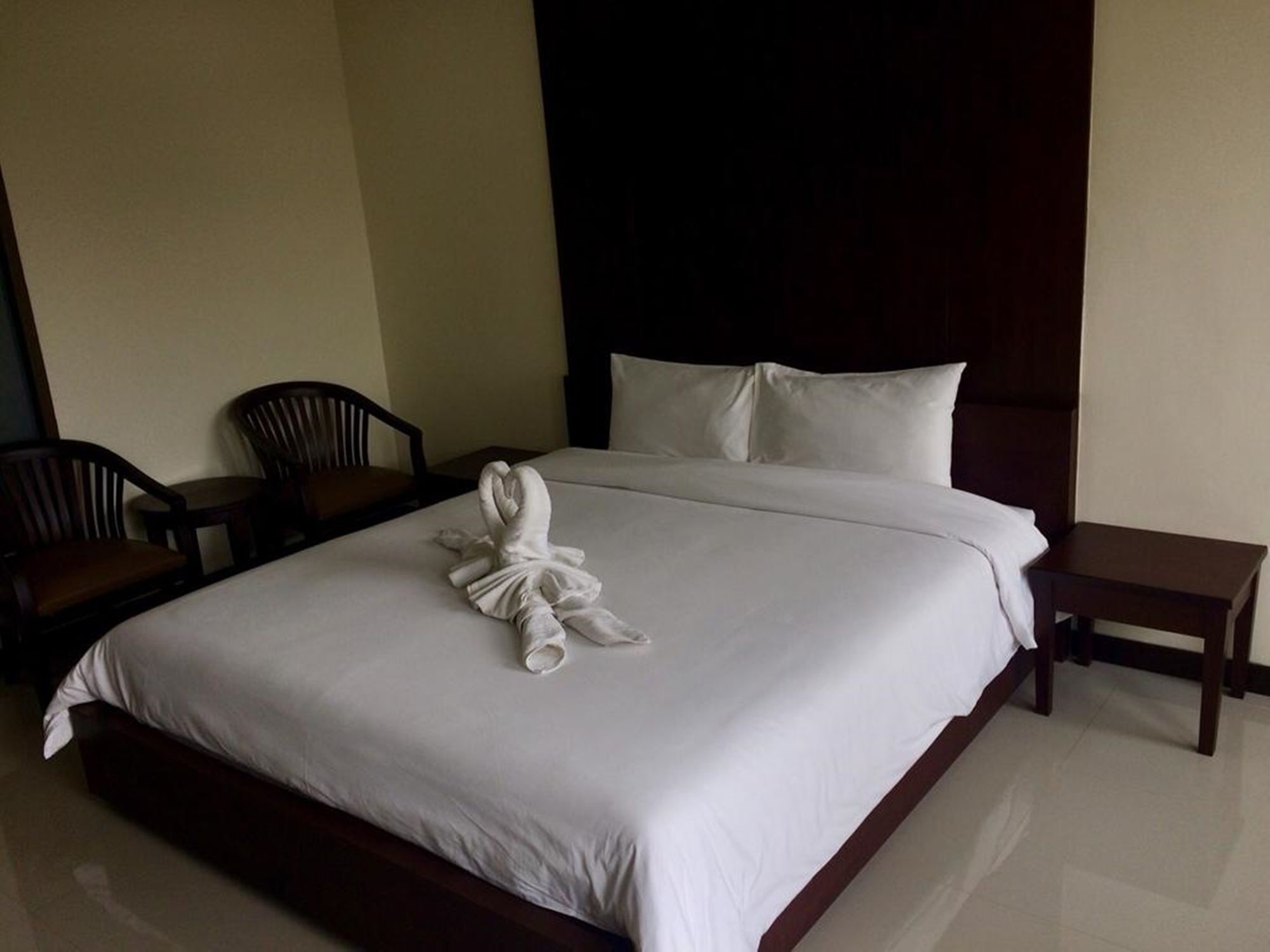 The Green Residence 304 Si Maha Phot Bagian luar foto